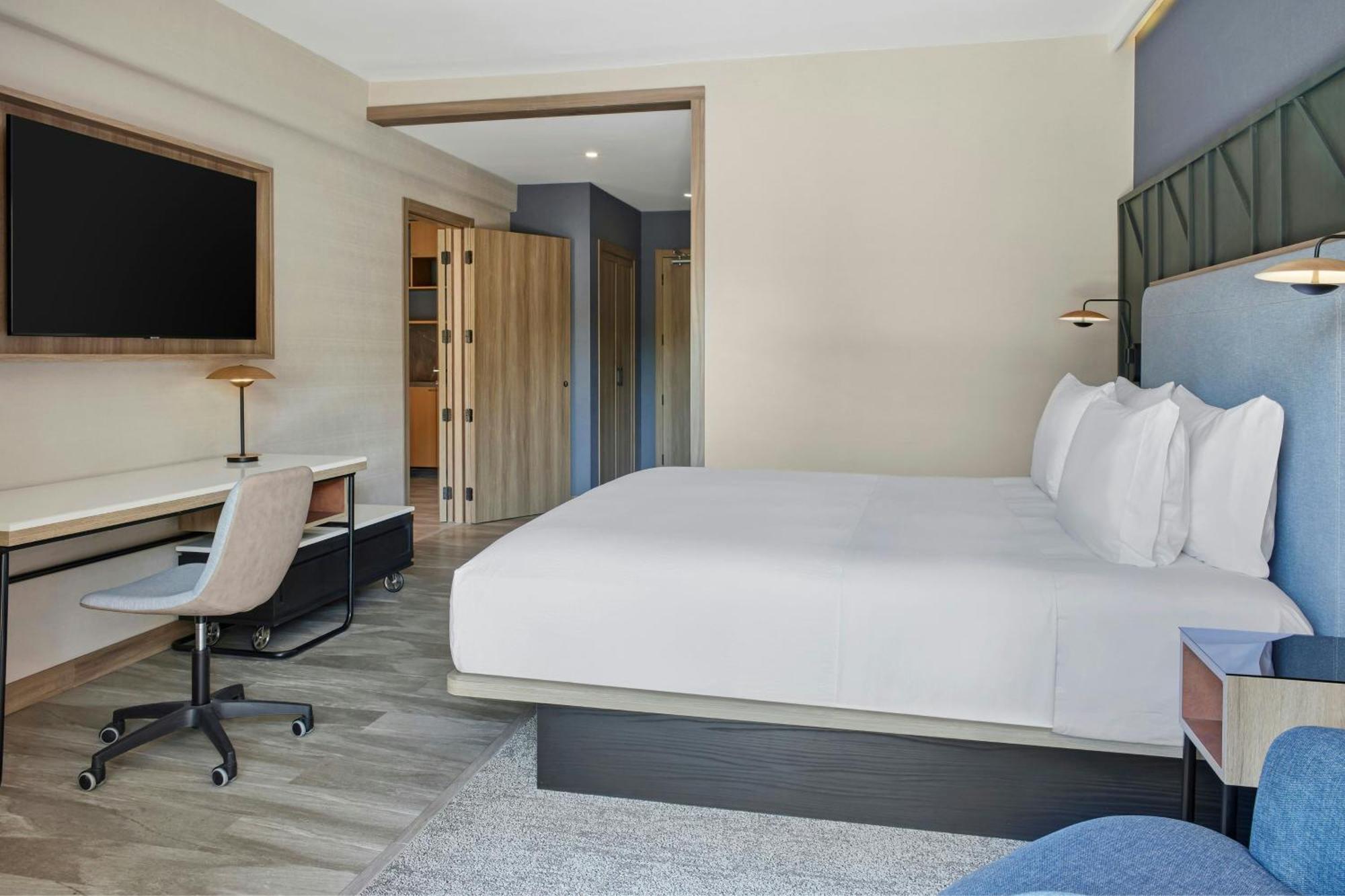 Отель Courtyard By Marriott San Jose Escazu Экстерьер фото