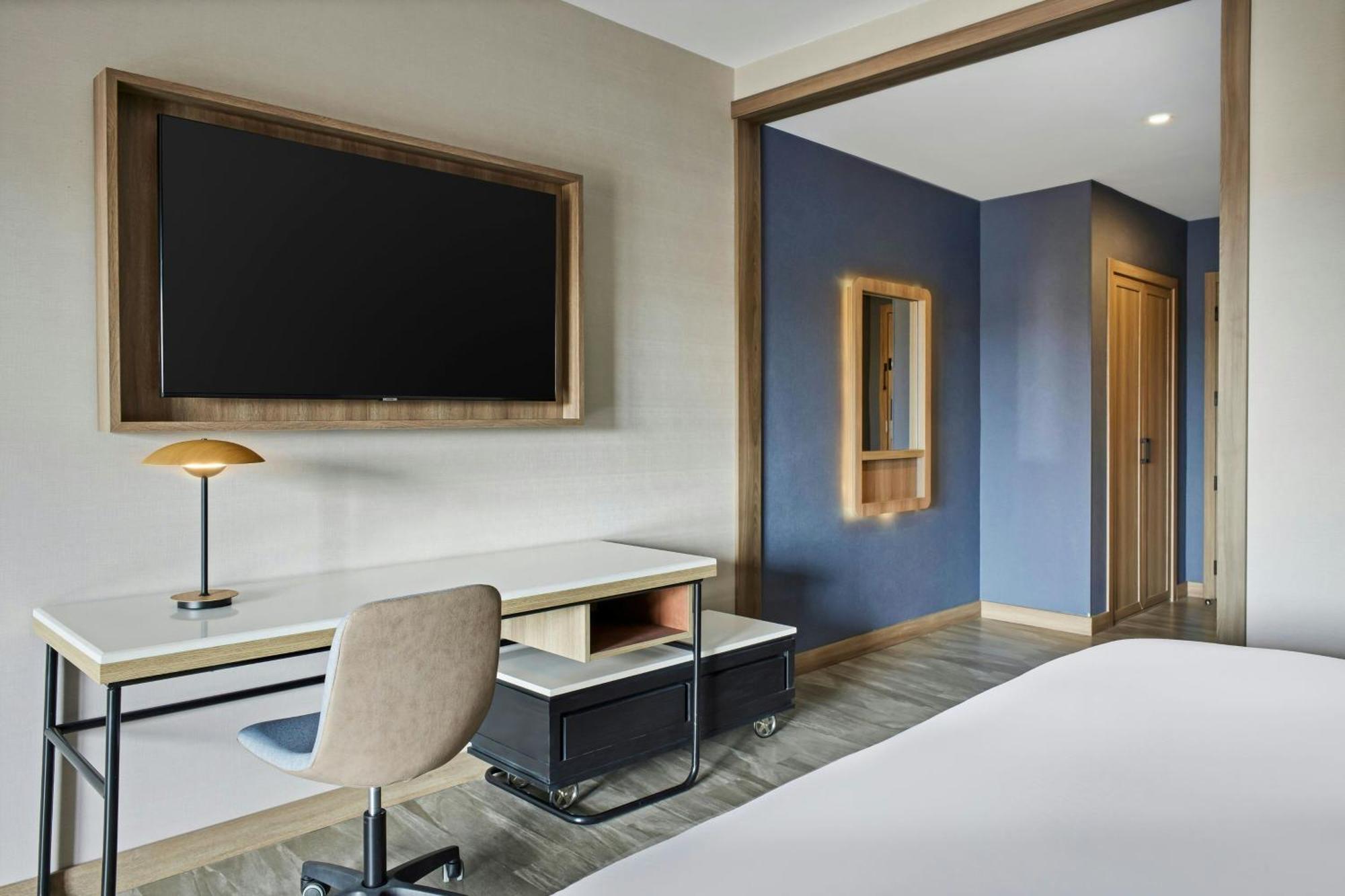 Отель Courtyard By Marriott San Jose Escazu Экстерьер фото