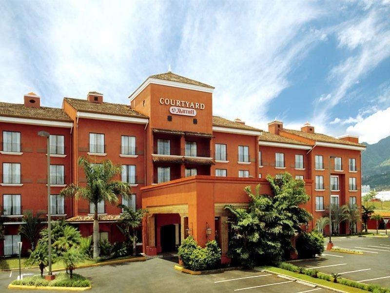Отель Courtyard By Marriott San Jose Escazu Экстерьер фото