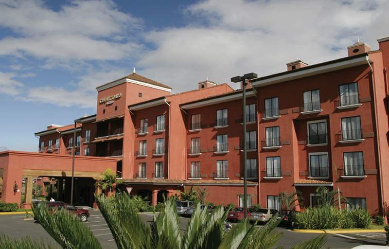 Отель Courtyard By Marriott San Jose Escazu Экстерьер фото